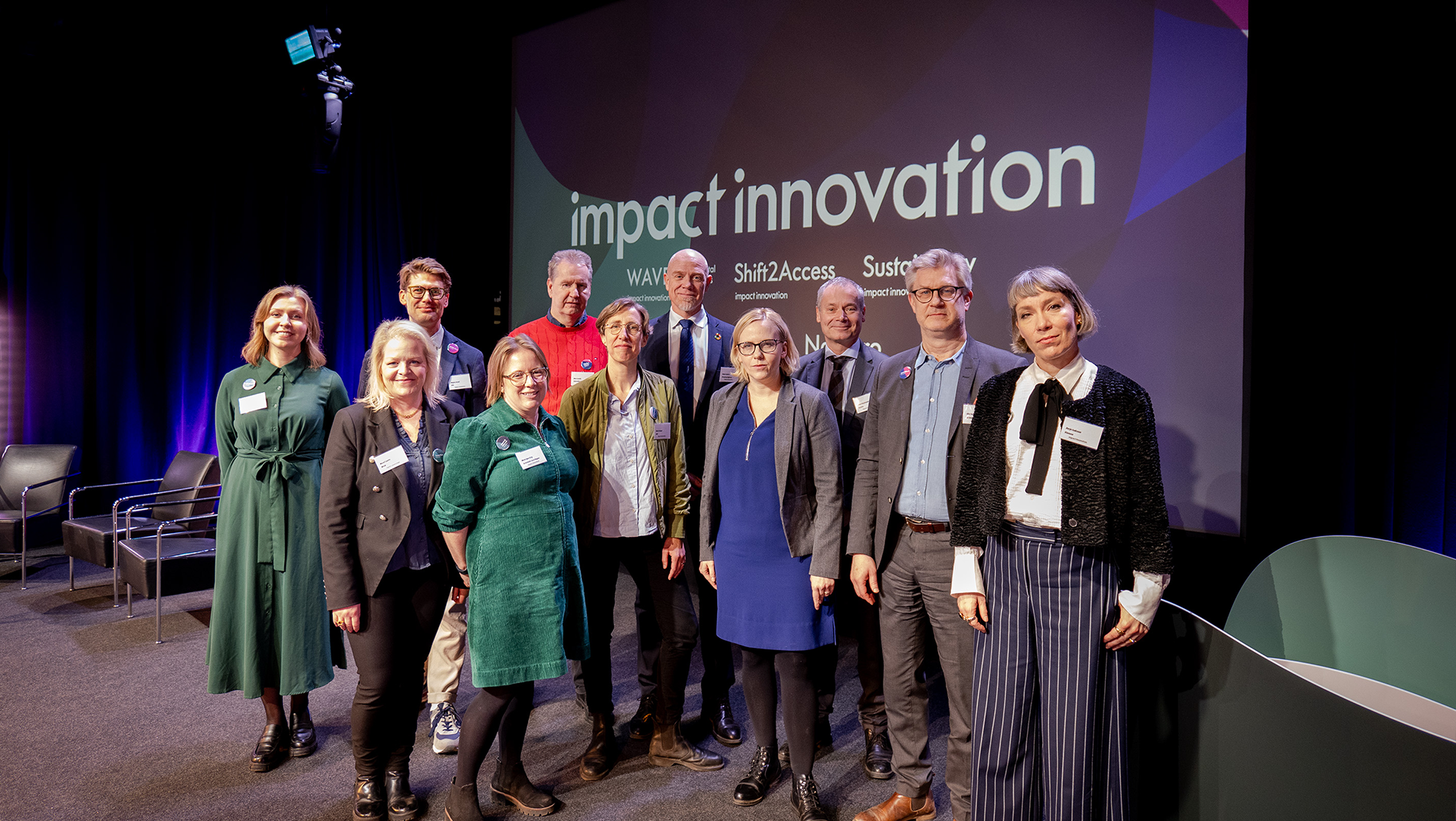Gruppbild med alla talare under lanseringen av Impact Innovations fem nya program